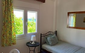 The Family Place - Cosy Double Bedroom Apartment On Beach Of Kallithea, Chalkidiki